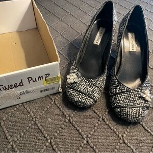 💲⬇️ STEVE MADDEN classic tweed Pumps
